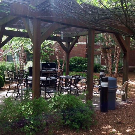 Extended Stay America Suites - Boston - Waltham - 32 4Th Ave Екстериор снимка